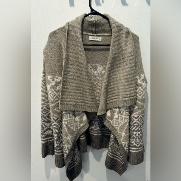 Women Abercrombie & Fitch open cardigan sweater Aztec pattern shades of grey M - Picture 2 of 7